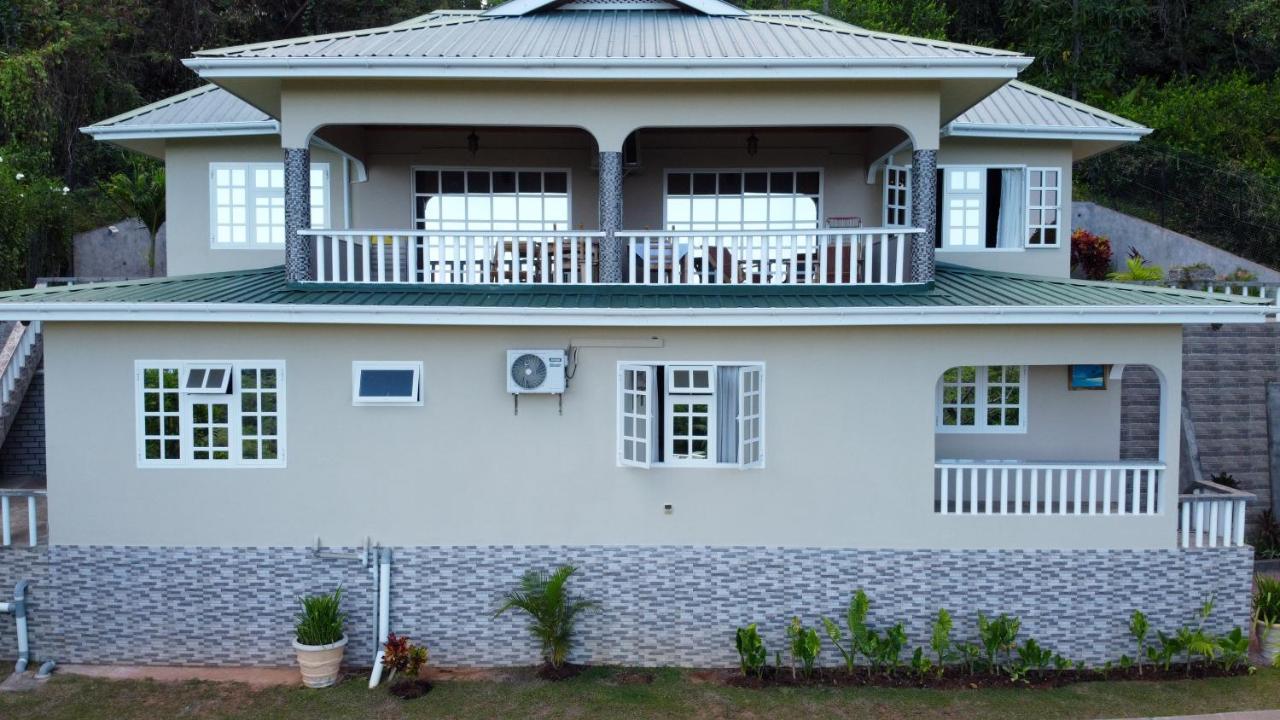 Exotic Guest House Anse Volbert Village  Exterior photo