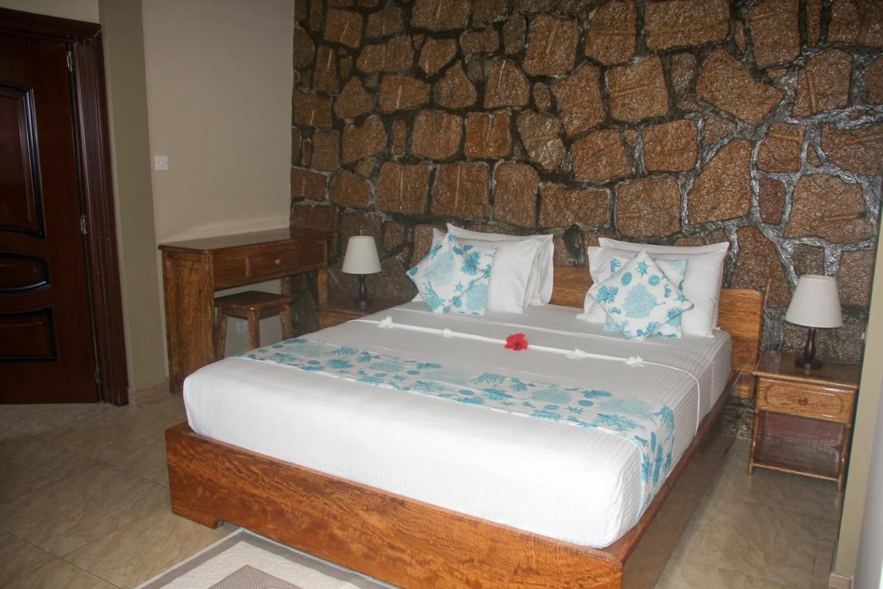 Exotic Guest House Anse Volbert Village  Exterior photo