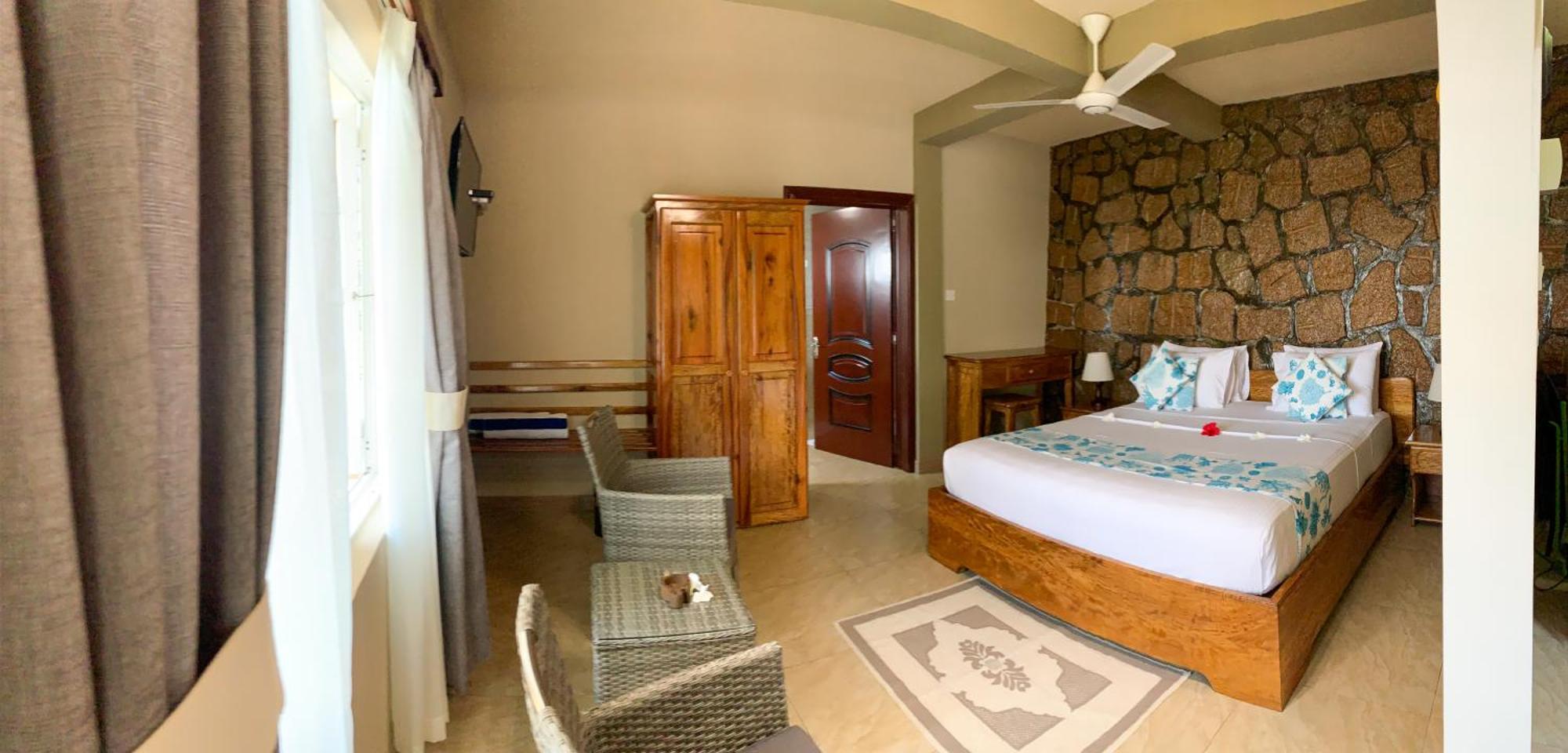 Exotic Guest House Anse Volbert Village  Exterior photo