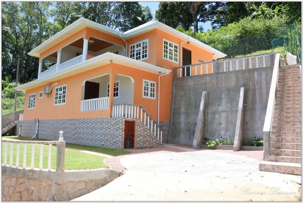 Exotic Guest House Anse Volbert Village  Room photo